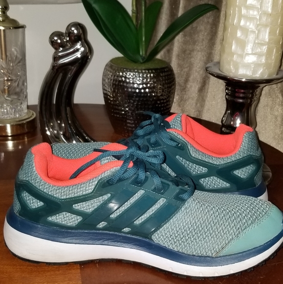 Unisex Adidas Sneakers - Picture 4 of 8